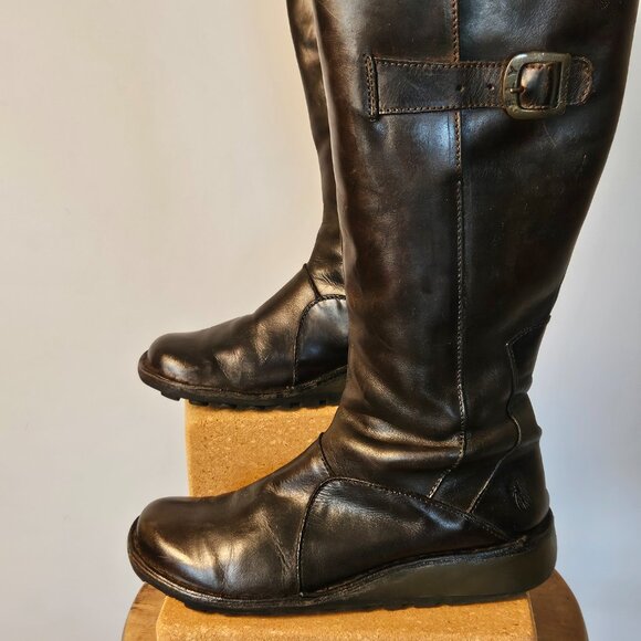 Classic Fly London Brown Leather Knee Boot - Picture 2 of 6